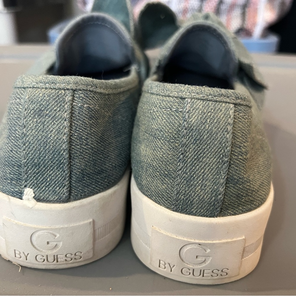 Guess Size 7.5 GGChippy Denim Platform Sneaker